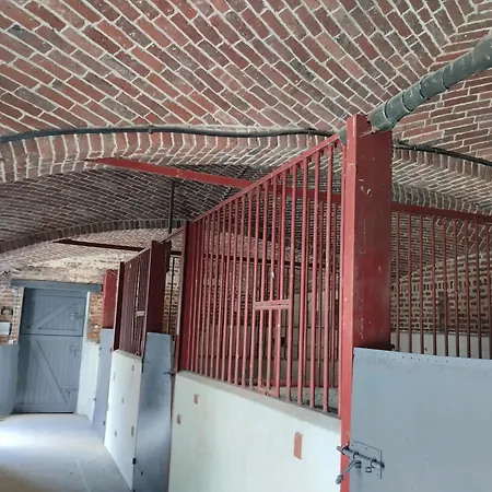 Cosy Boxes Chevaux En Sus Appartement *